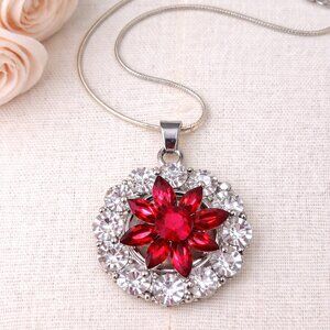 Silver Rhinestone Round Snap Necklace Ruby Red Flower Snap